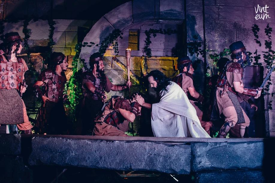 A Paixão de Cristo chega a sua 14ª edição em 2016.